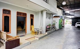 Hotel O Home Stay Kembar Syariah